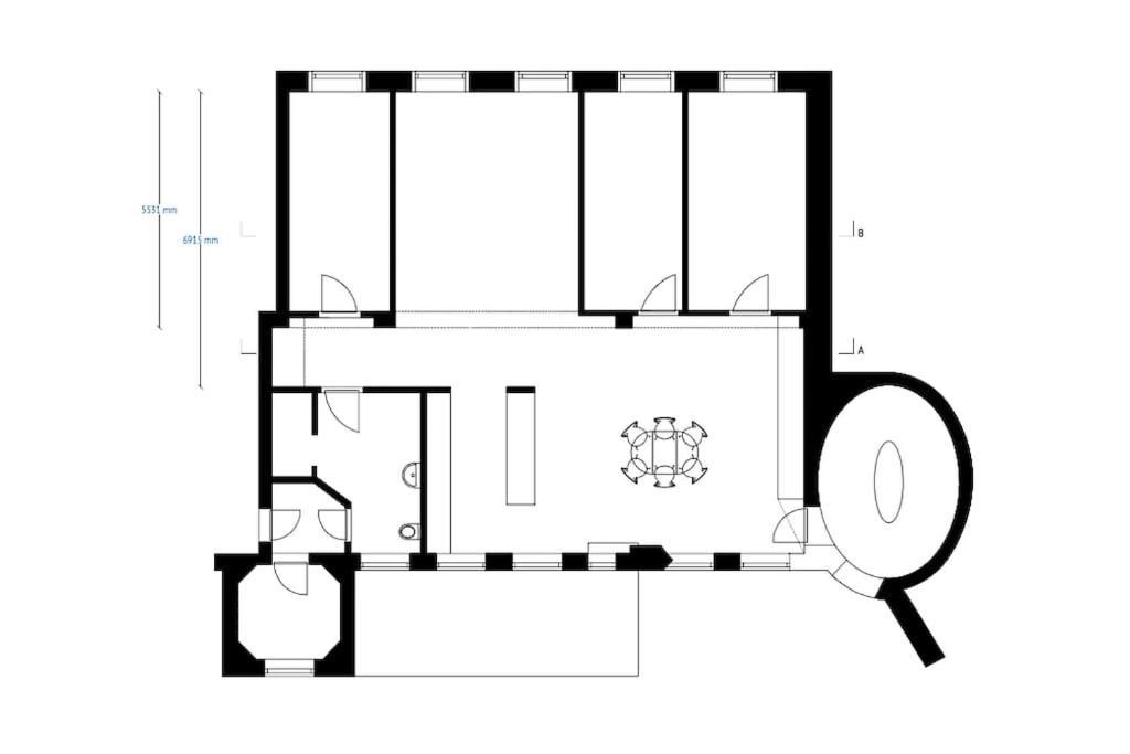 Unique Luxury With Large Balcony Apartment