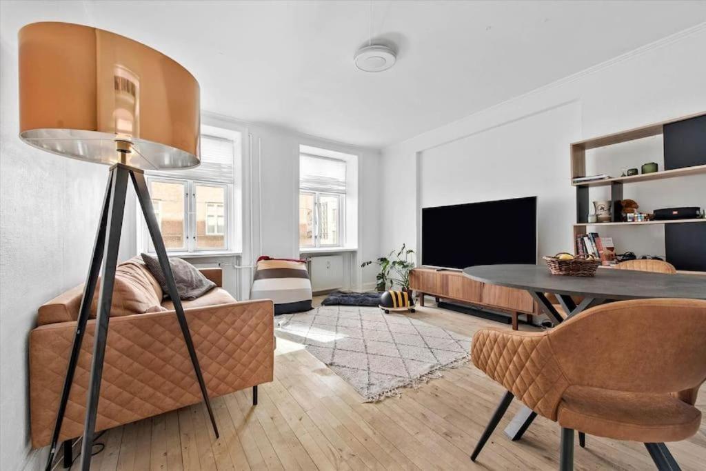 Apartment Full - 4 Min To Downtown Copenhagen
