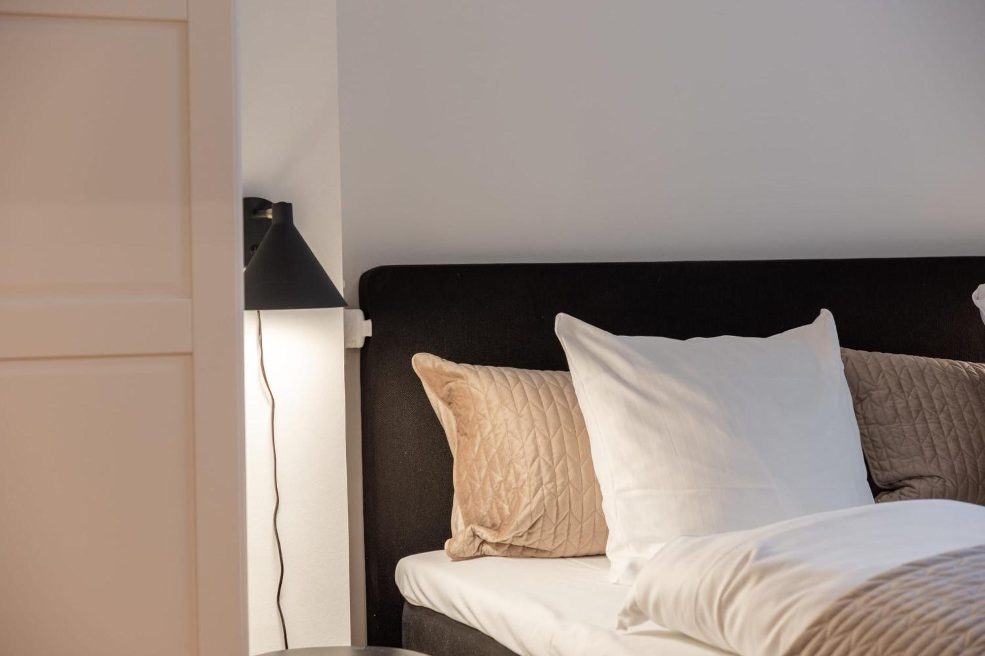 Stunning 5 Bedroom Apartment By The Lakes Copenhagen