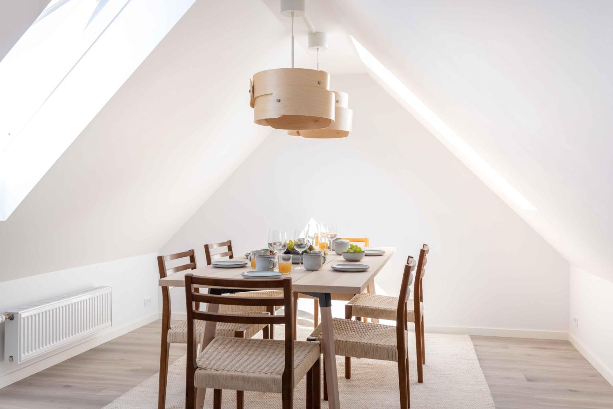 Apartment Lovely Flats In Vibrant Area Of