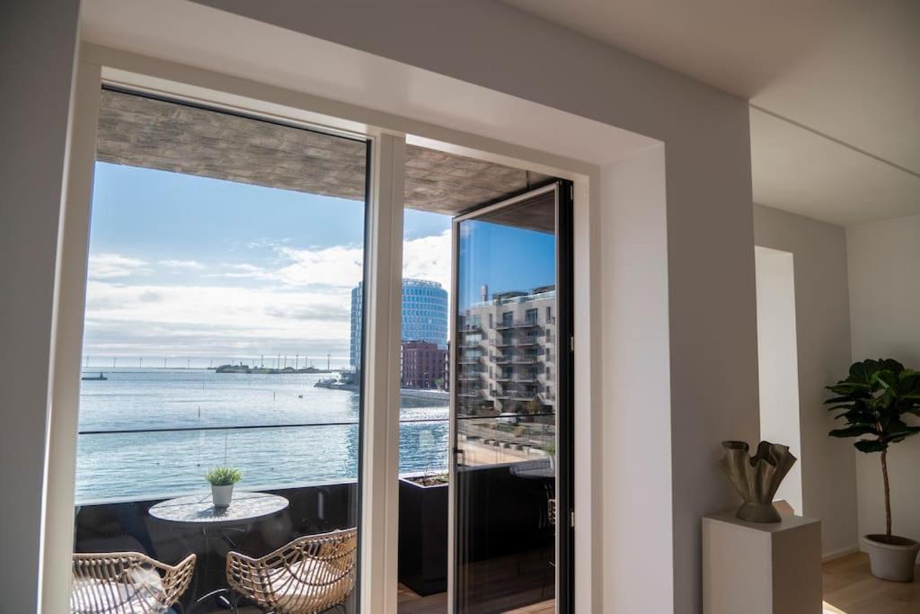 Brand New & Full Sea View In Apartment