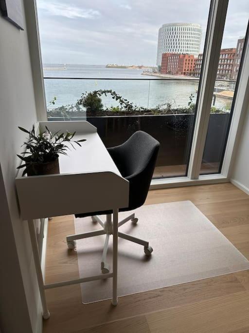 Brand New & Full Sea View In Copenhagen