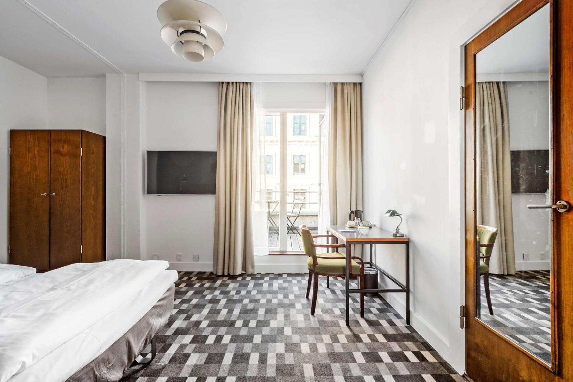 Hotel Astoria, Best Western Signature Collection 3*