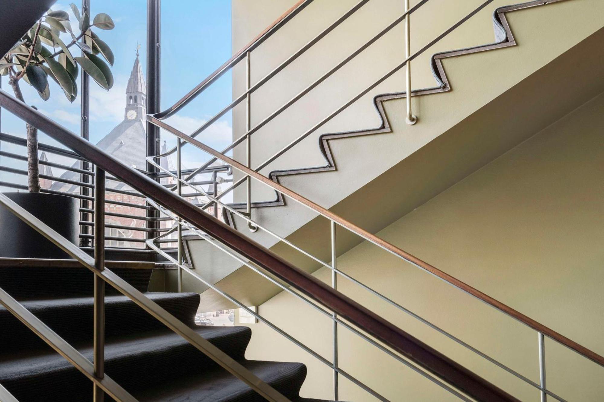 Astoria, Best Western Signature Collection 3*
