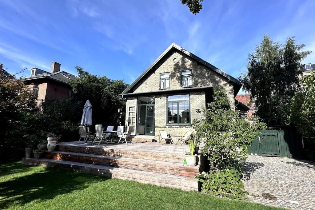 Huvilat Luxurious, Private, Centrally-located Mansion *