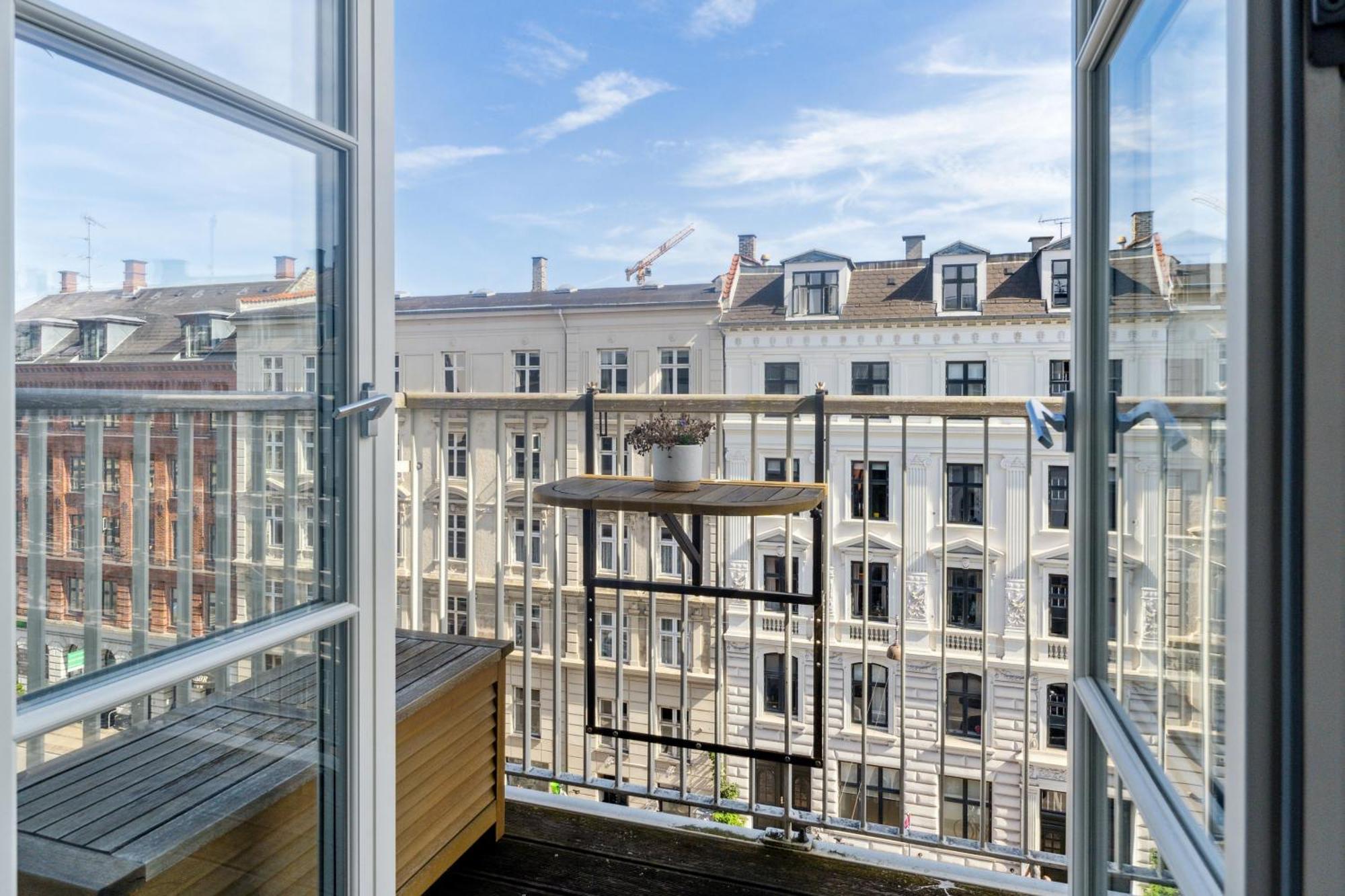 2br M Privat Balkon - K København