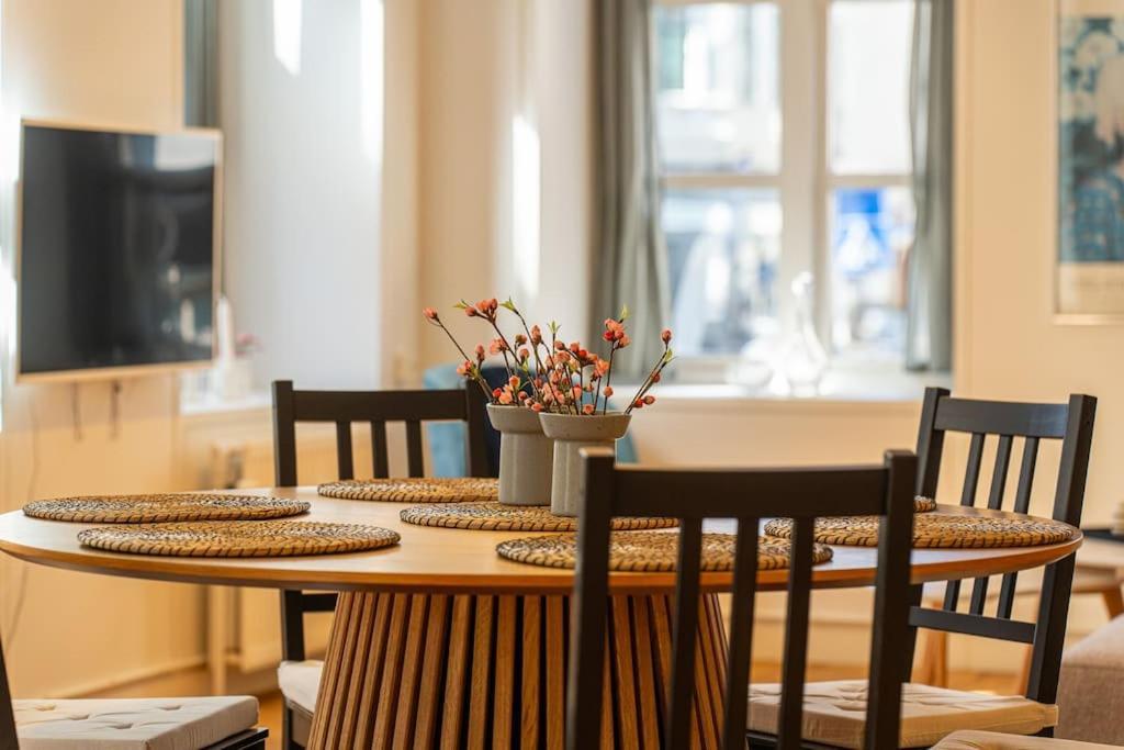 120m2 Near Culture Icons - Historic Fredericiagade Copenhagen