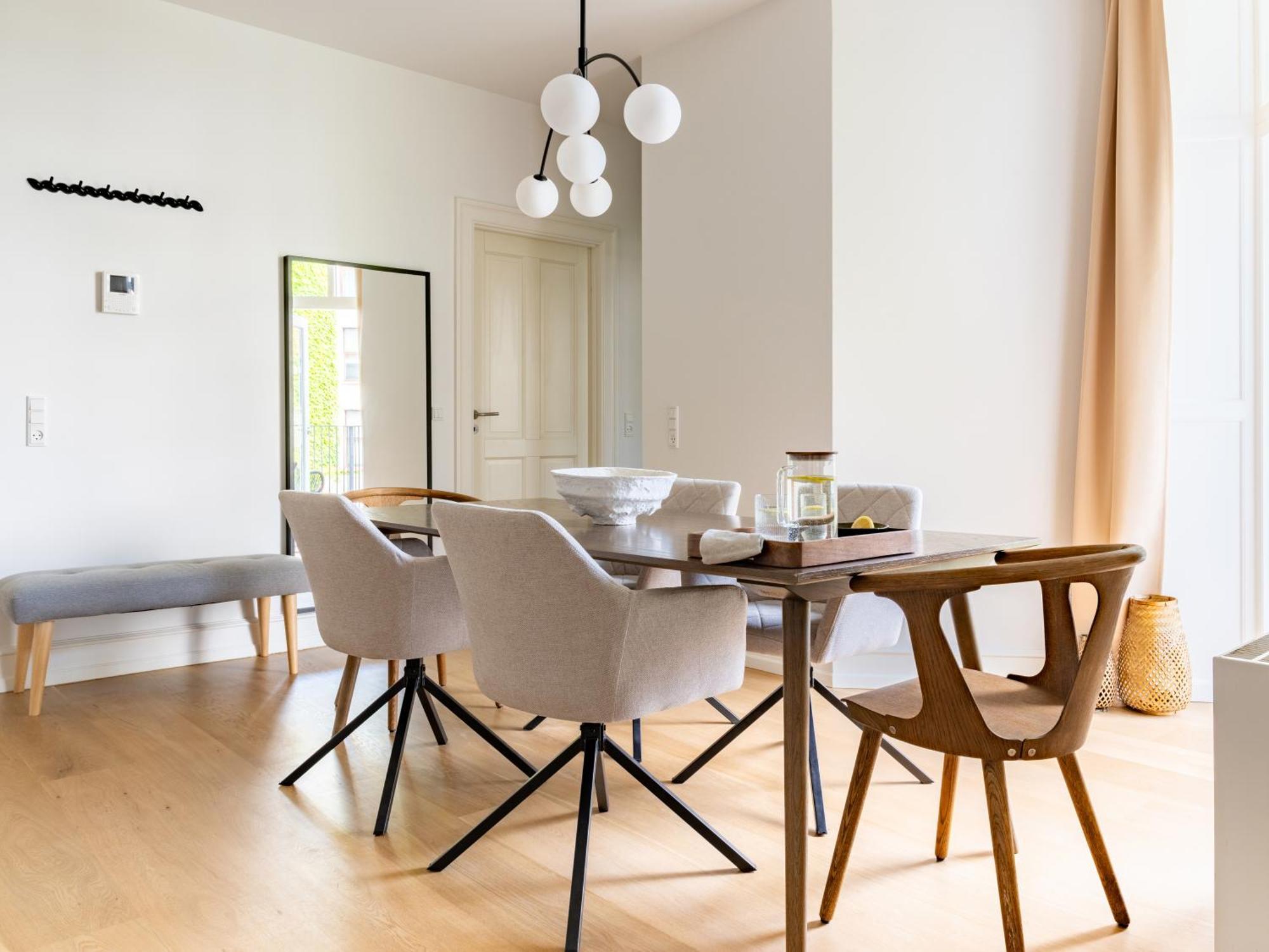 Sanders Shield - 3 Bedroom With Balcony