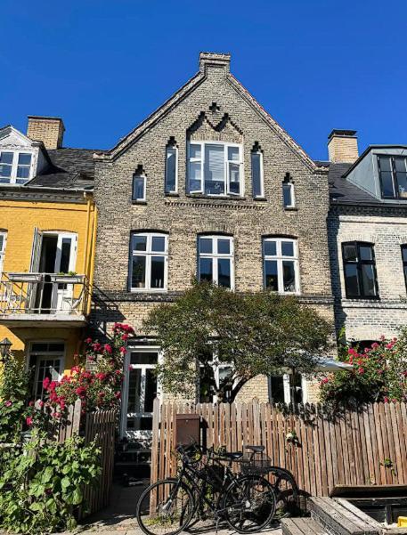Villa Uniq Townhouse In City Center !!!