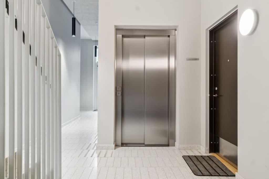 Skandinavisk Elegance Pa Dunkerquegade Apartment Copenhagen
