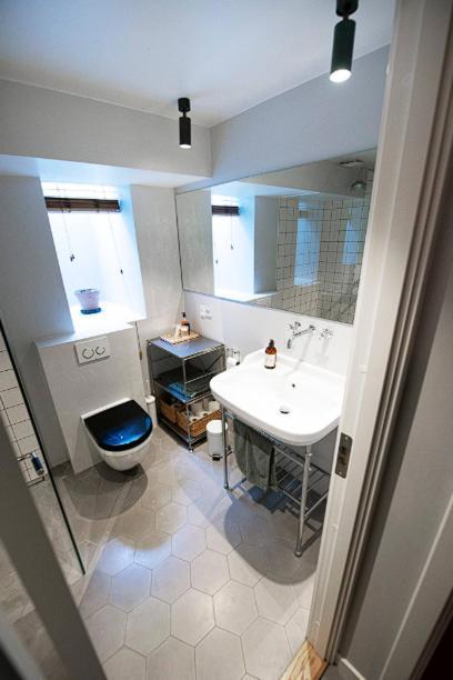 House In The City Center !diiscount -4 5 -5 2 6 4 4 0 7 3 Via What App !!!! Villa