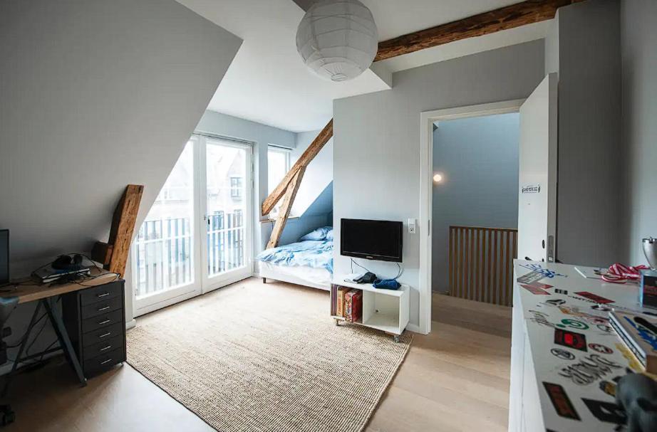 House In The City Center !diiscount -4 5 -5 2 6 4 4 0 7 3 Via What App !!!! Villa *