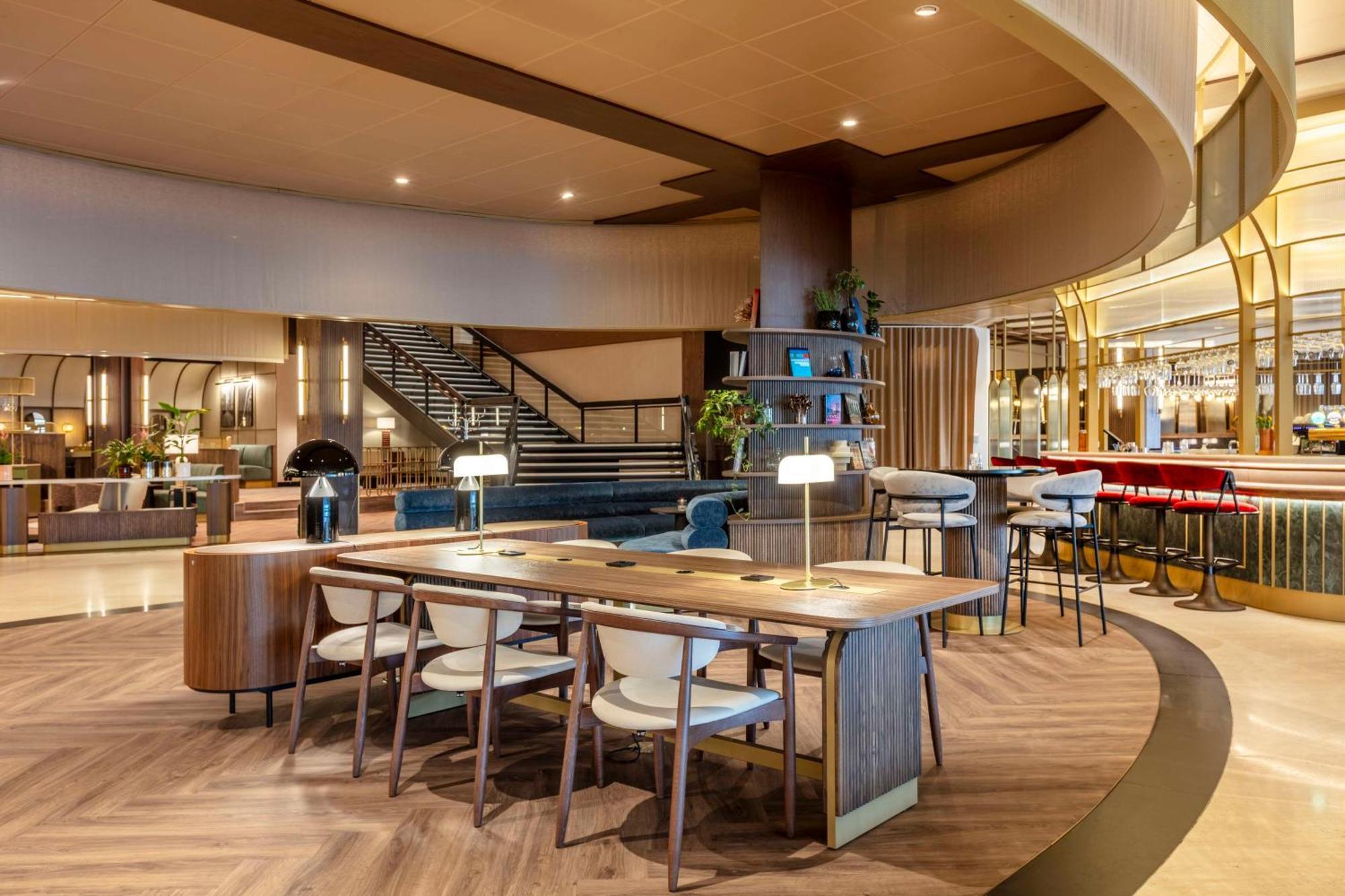 Radisson Blu Scandinavia Hotel, Hotel 4*