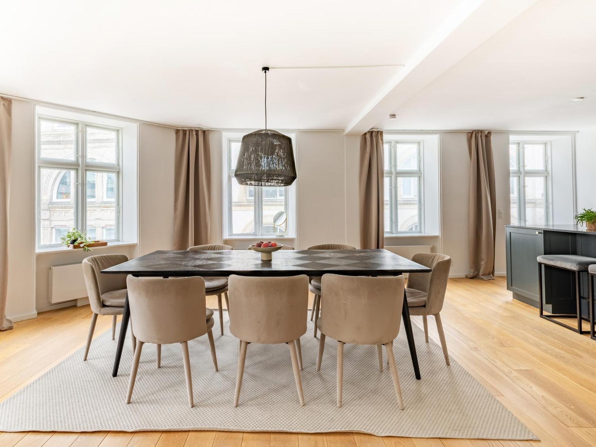 Sanders Regent - Popular Three-bedroom Near Square Apartment Copenhagen