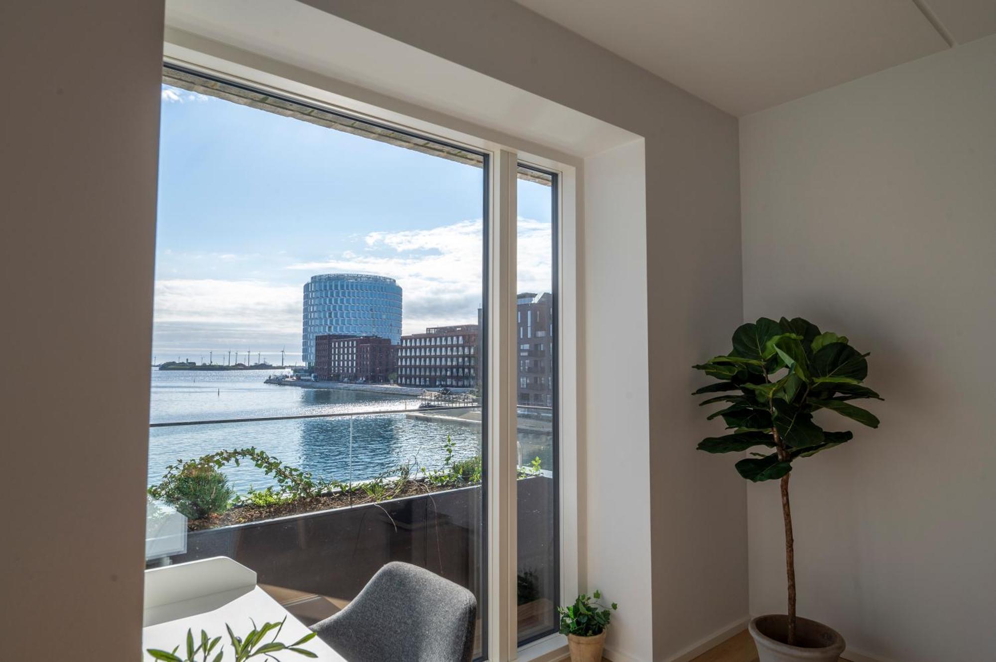 Apartment Brand New & Full Sea View In *