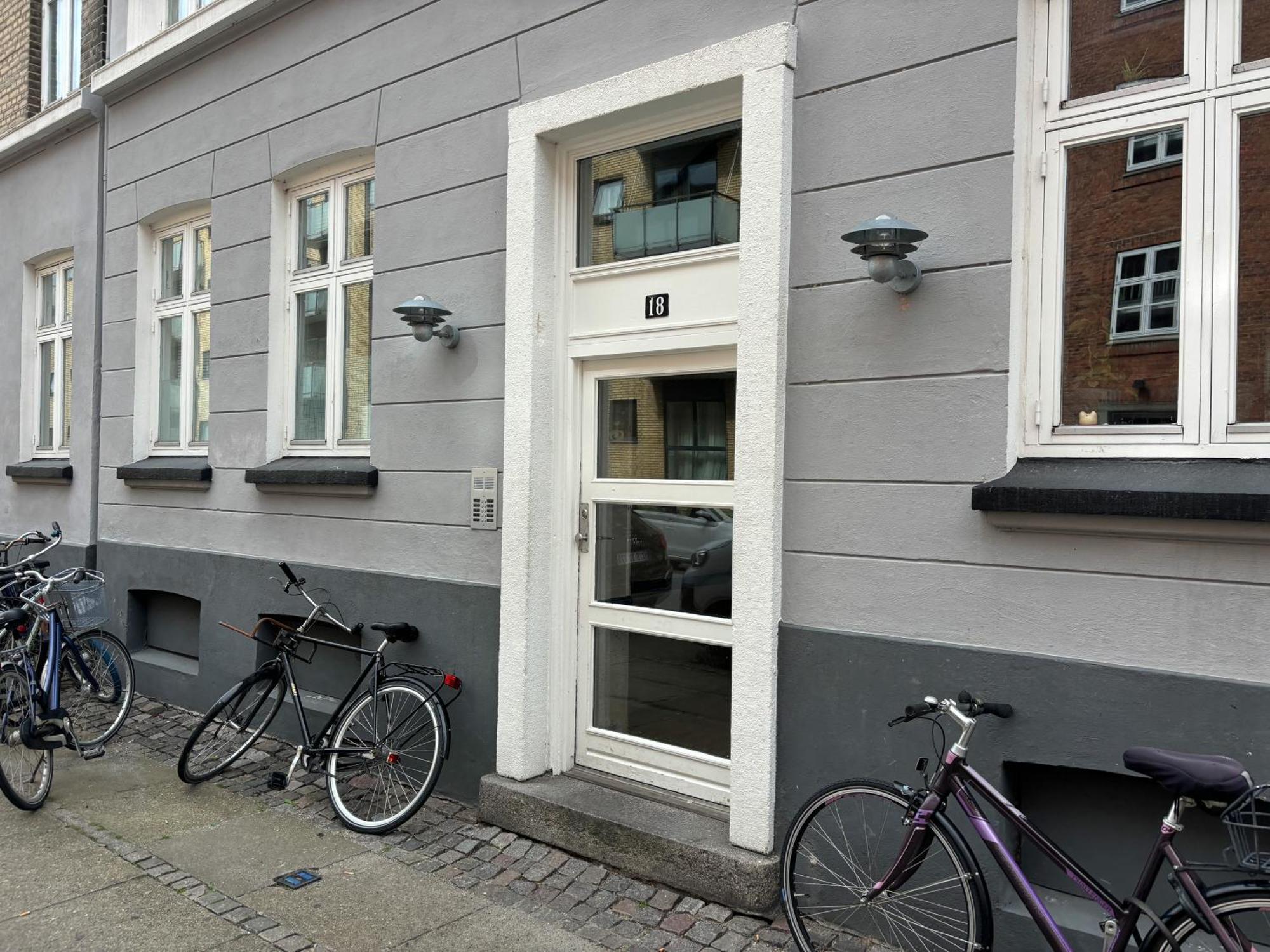 Huoneisto And Quiet In Amager Close To Centre