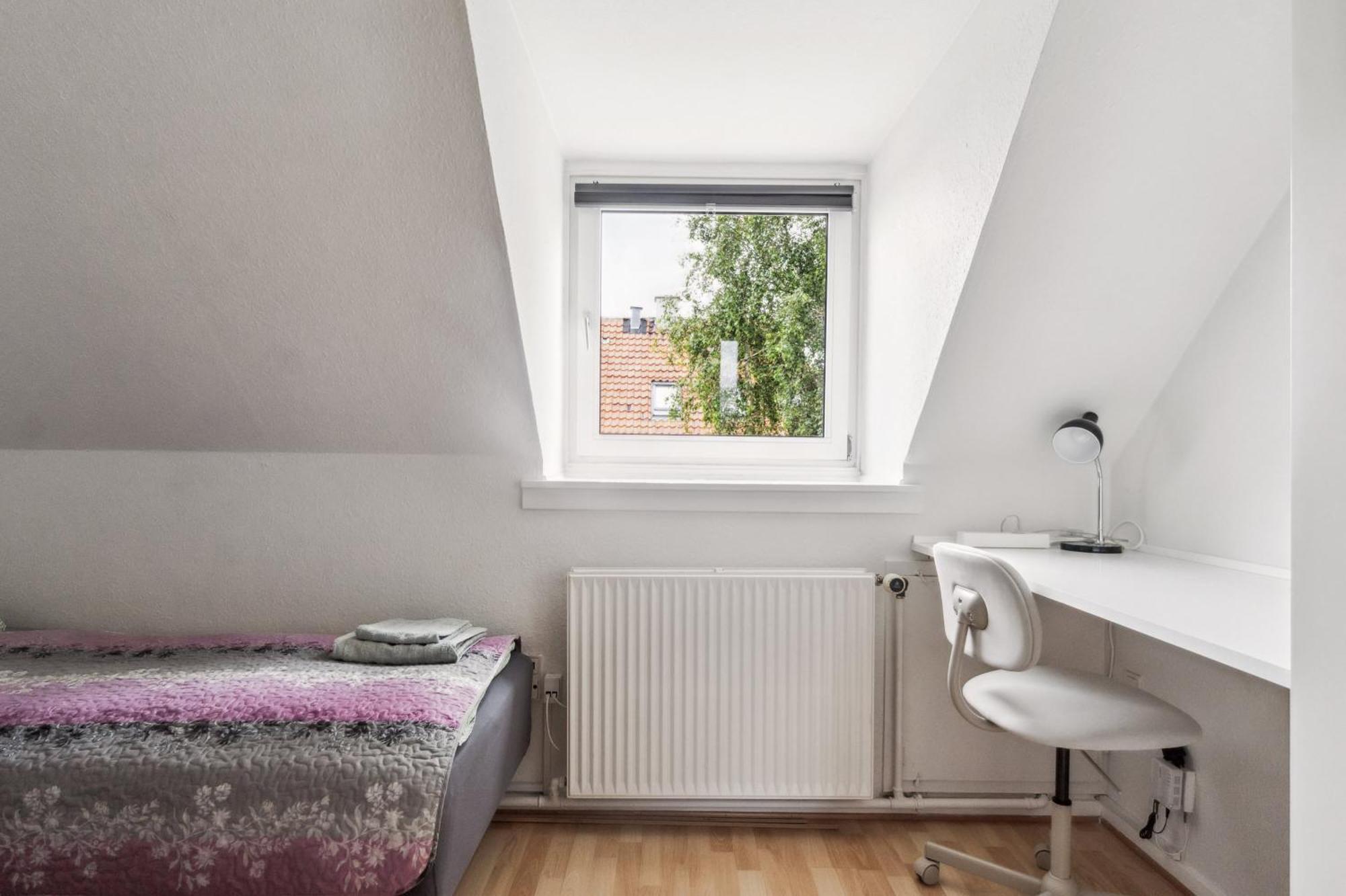 Apartment Lovely Floor Near Airport, Metro And The