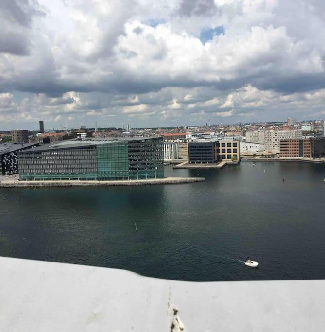 At The Waterfront Appartement