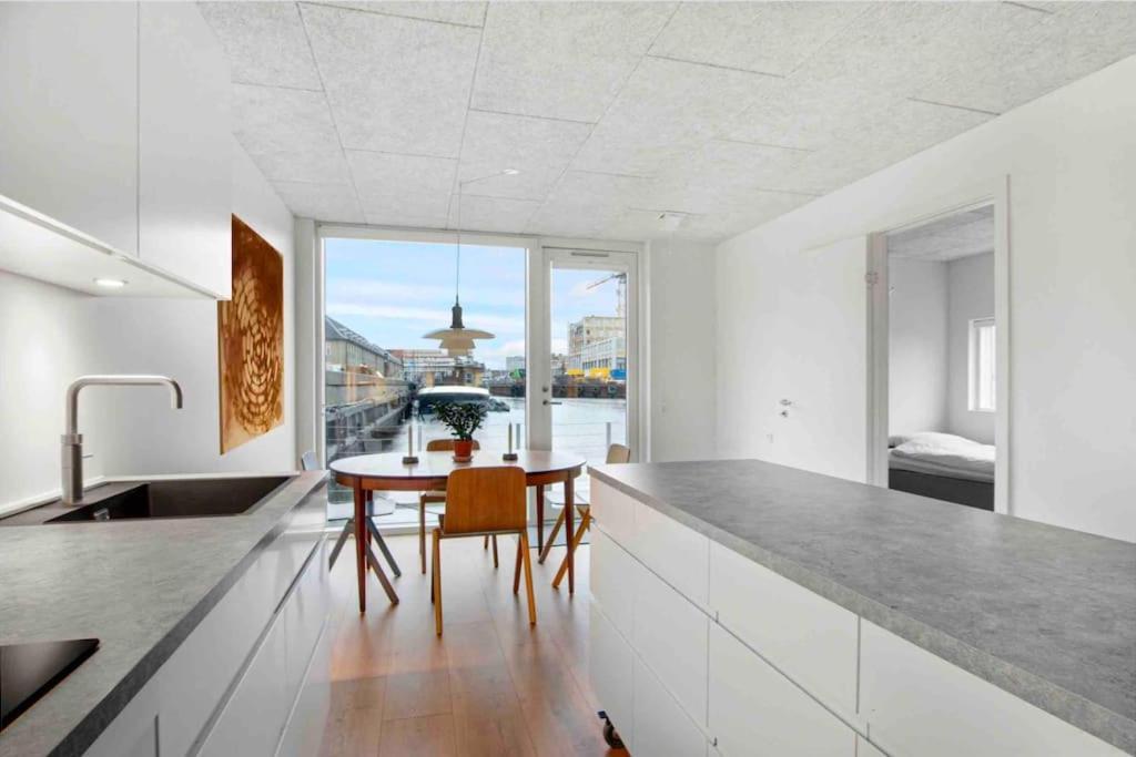 Modern Houseboat - Downtown Appartement *