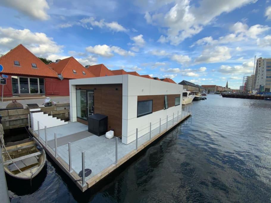 Apartment Modern Houseboat - Downtown