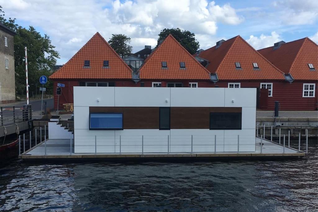 Apartment Modern Houseboat - Downtown