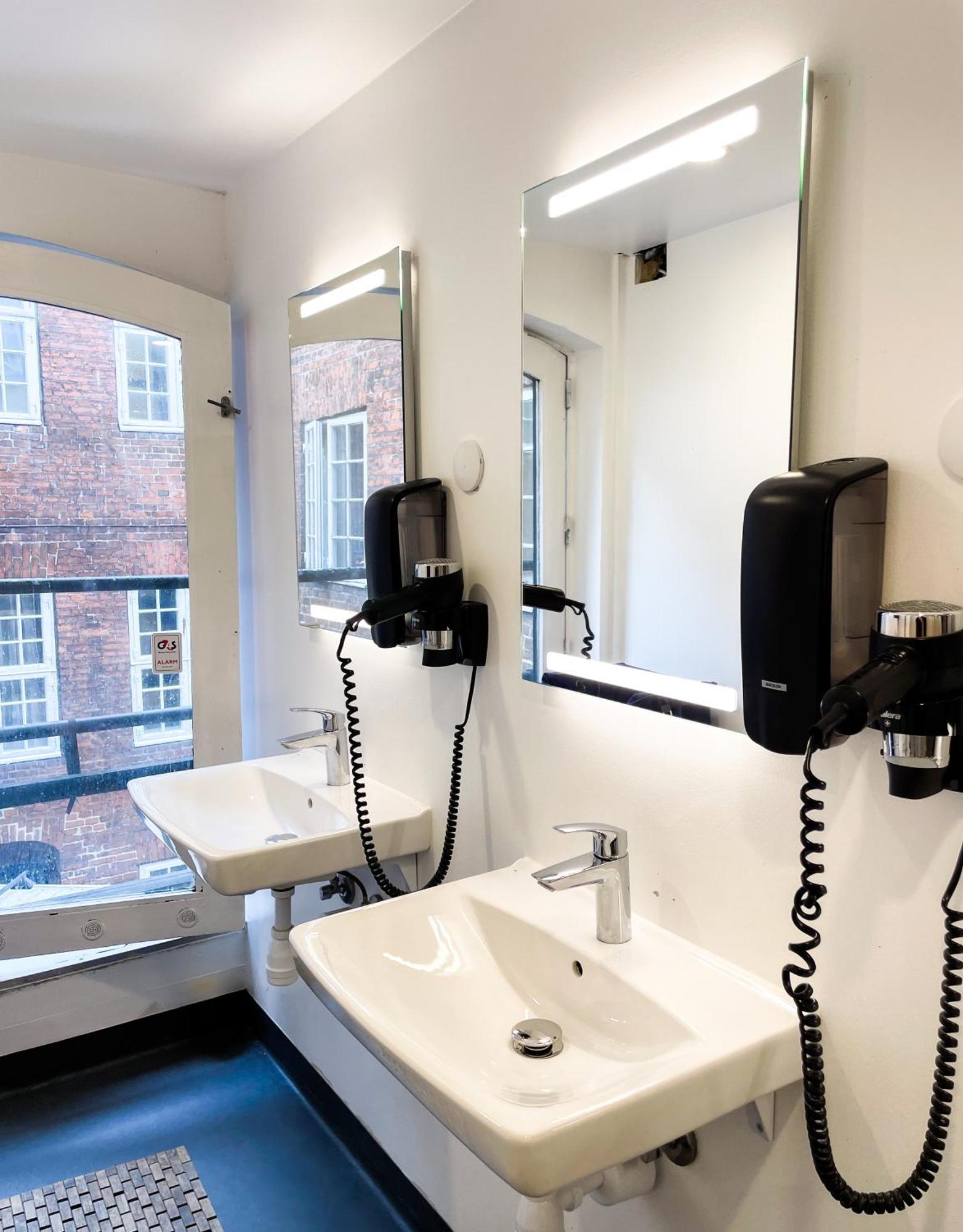 Hostel Capsule Nyhavn63