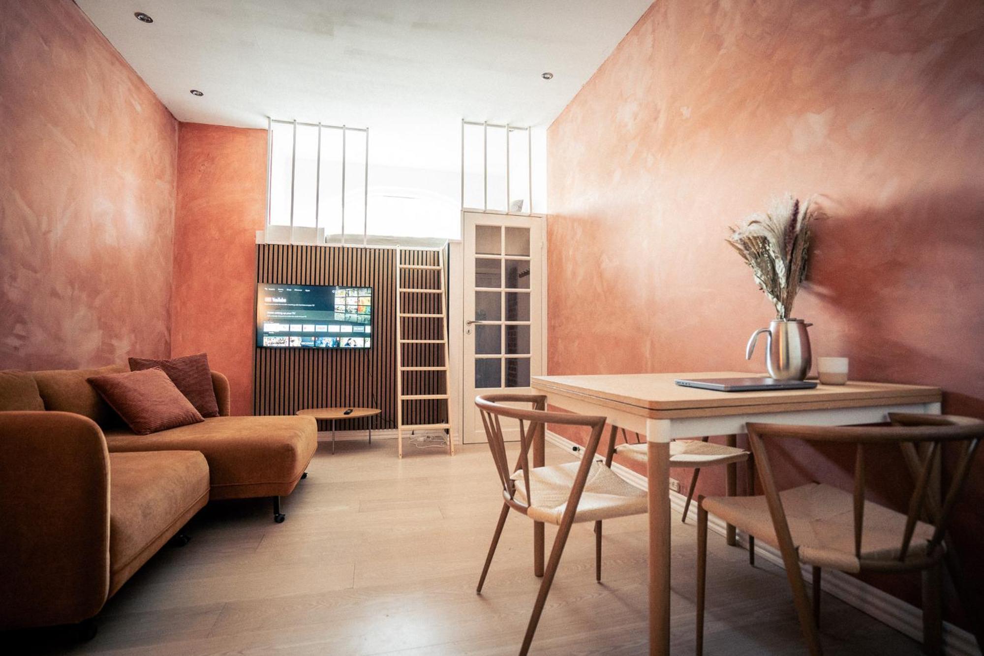Apartment Spacious With Amazing Loft *