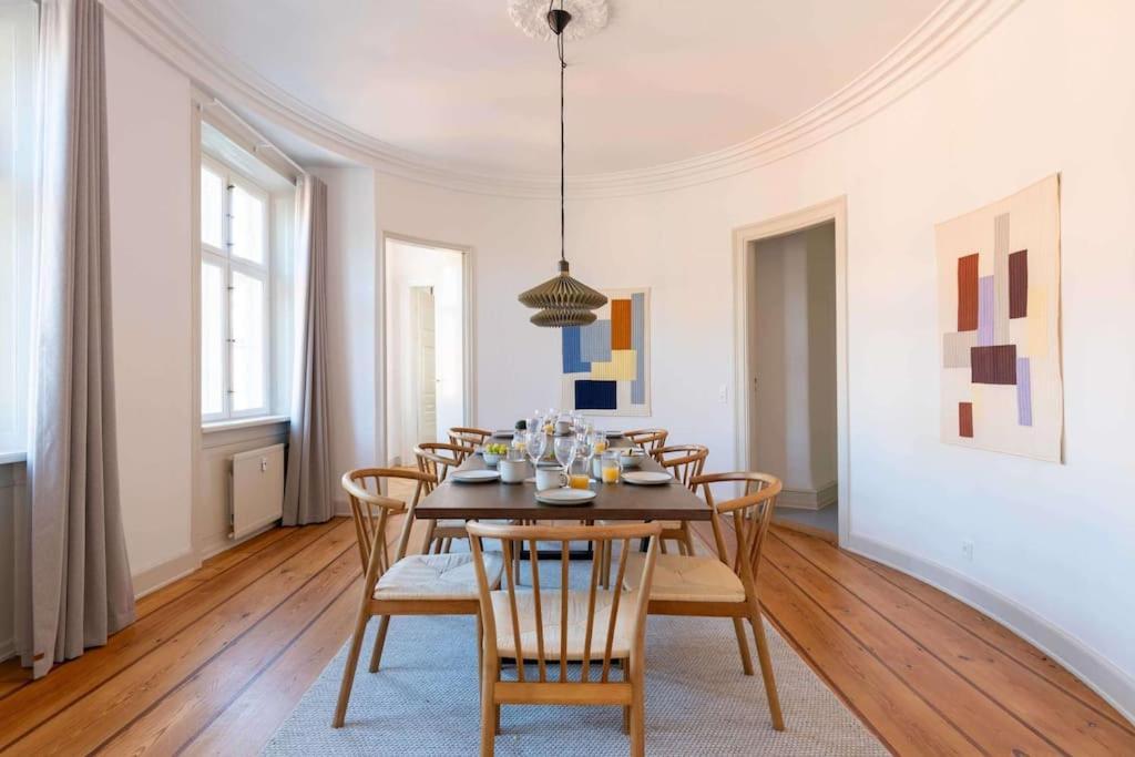 Spacious Apartment On Lively & Vibrant Street Apartment Copenhagen