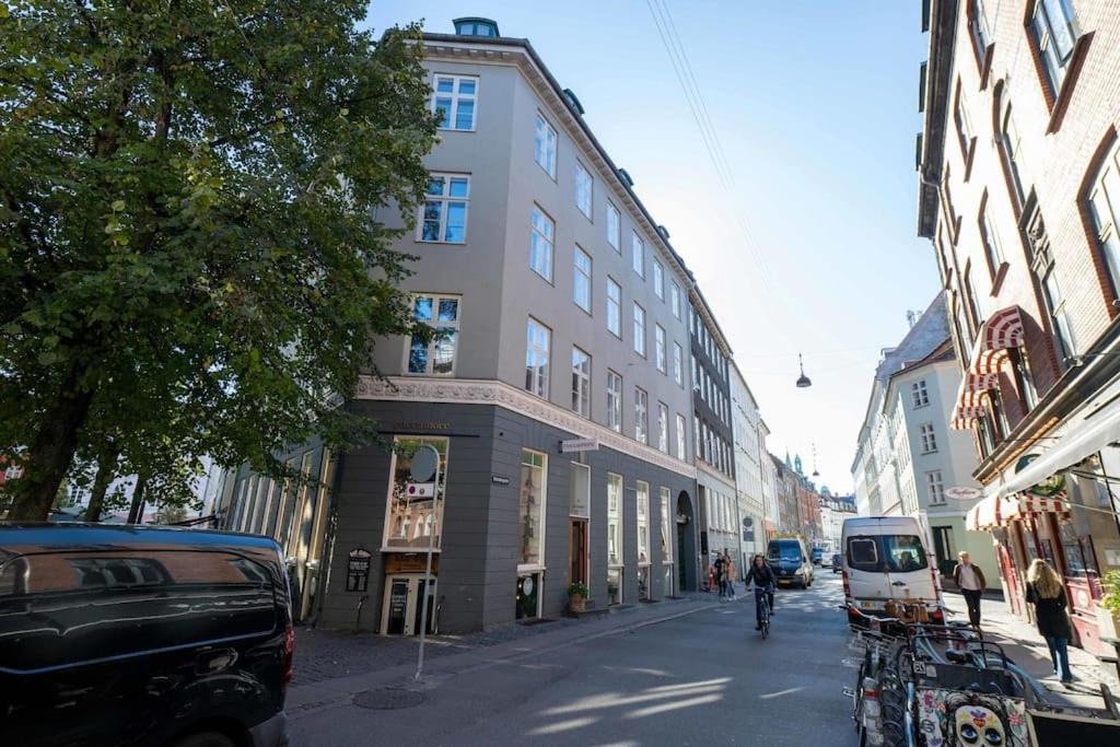 Apartment Spacious Apartment On Lively & Vibrant Street Copenhagen