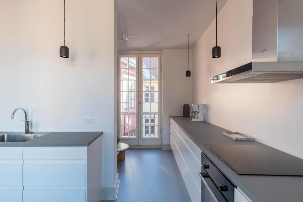 Apartment Spacious Apartment On Lively & Vibrant Street Copenhagen