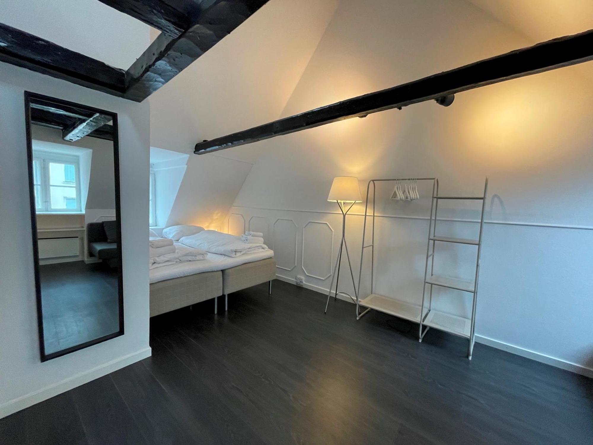 Apartment Designer Loft - Direct Marble Church Views *