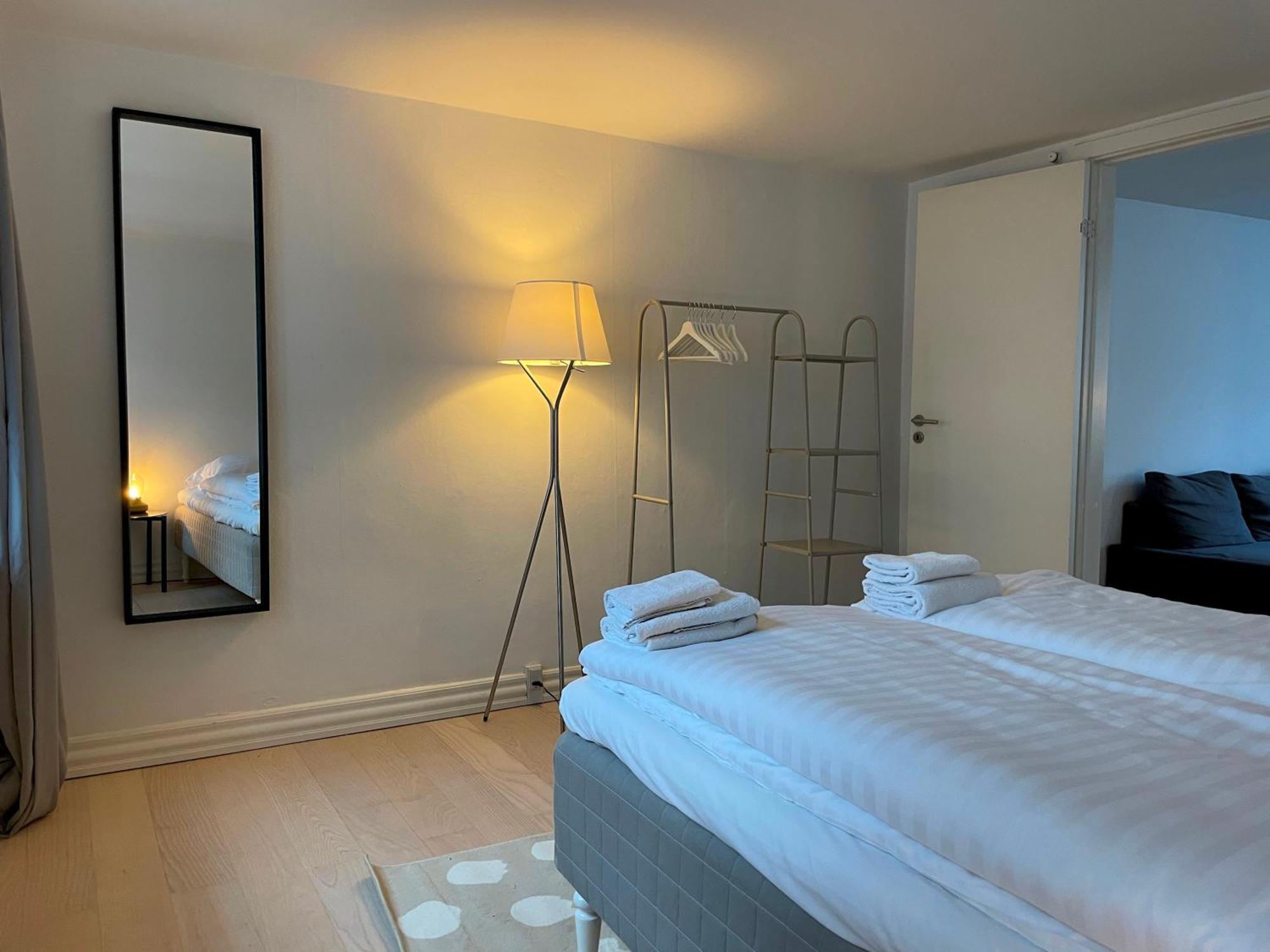 Stylish - View Of The Marble Church Apartment *