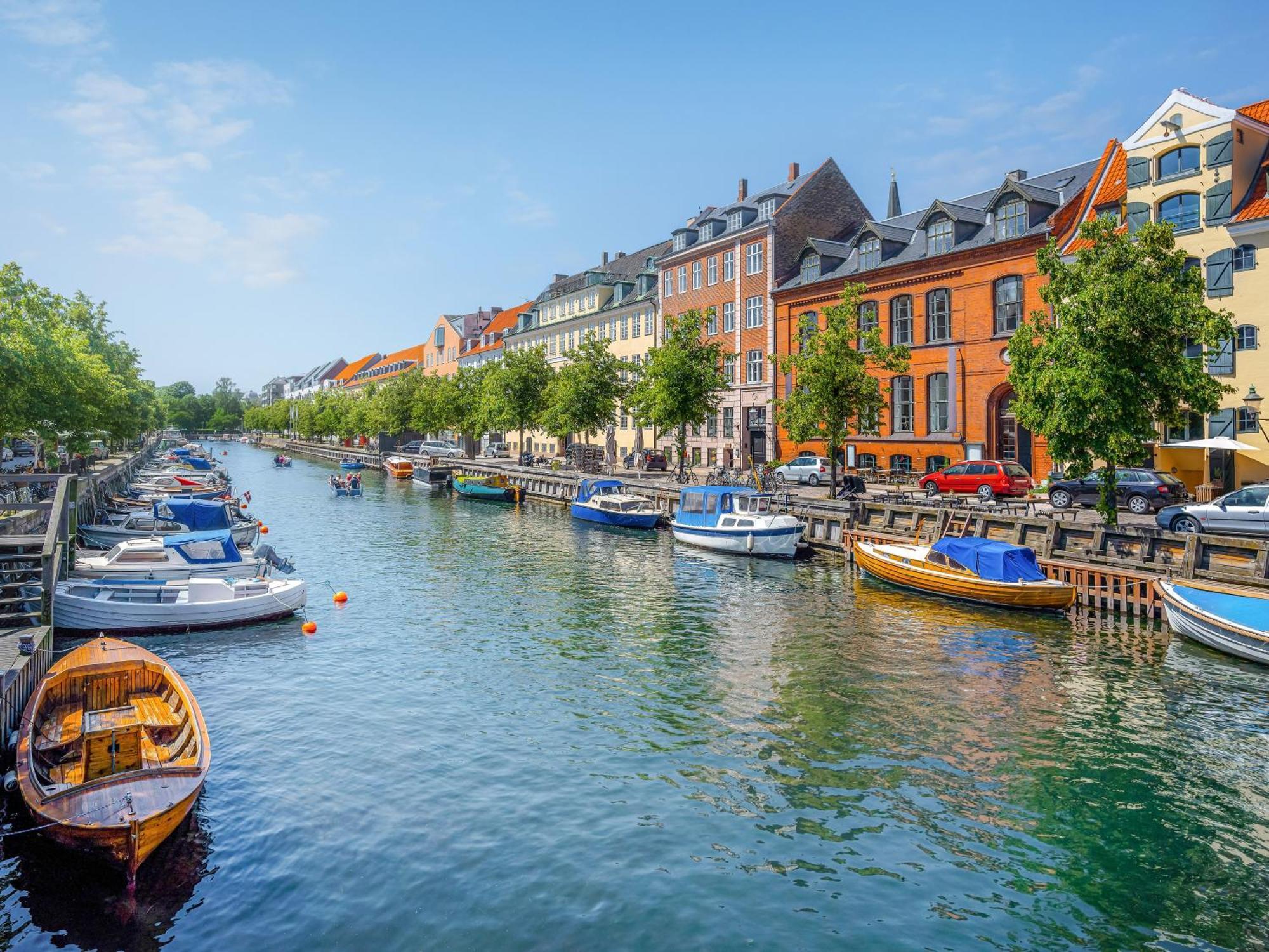 Sanders Leaves - Pleasant Four-bedroom In Downtown * København