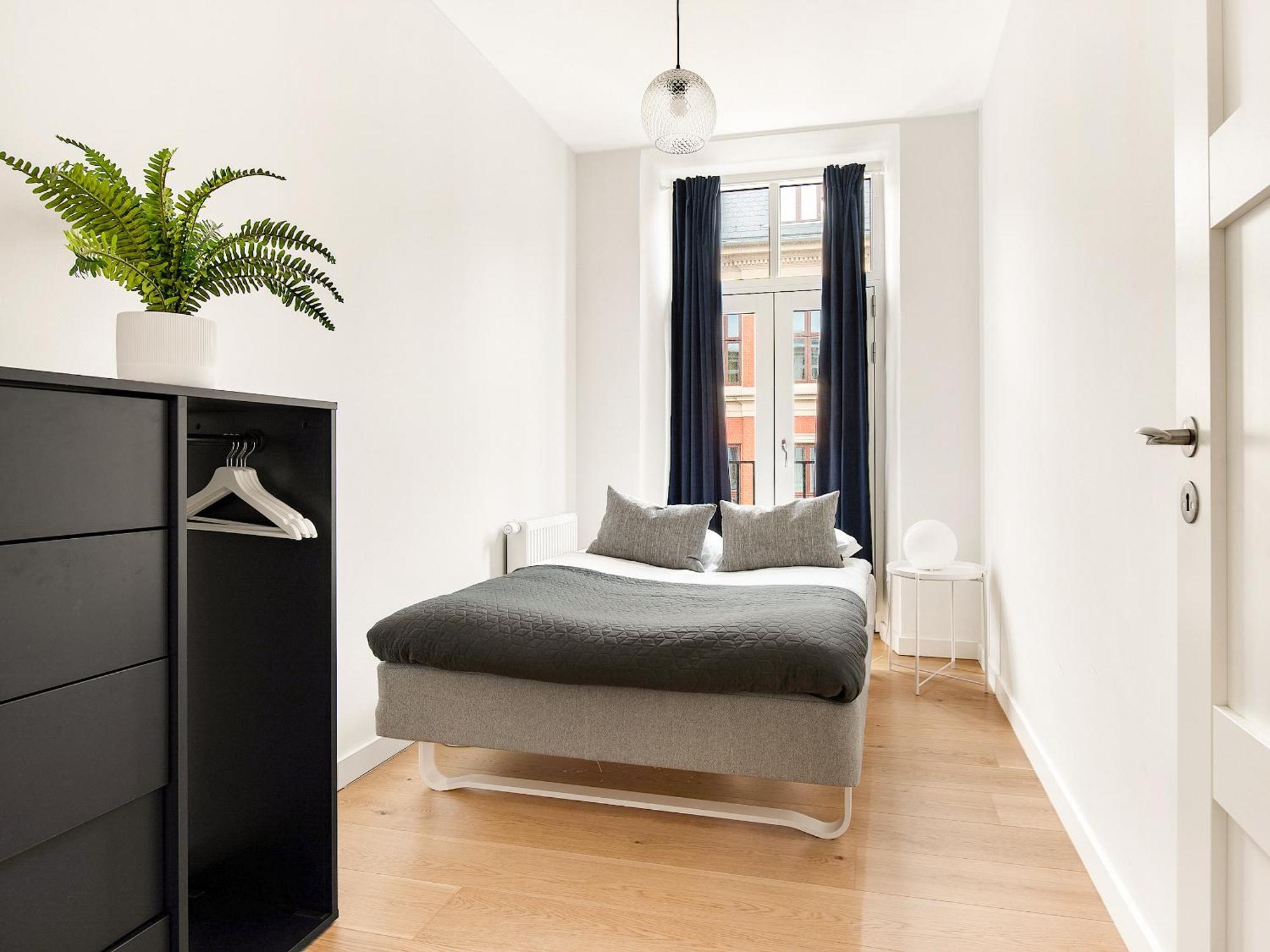 Sanders Leaves - Pleasant Four-bedroom In Downtown Apartment Copenhagen