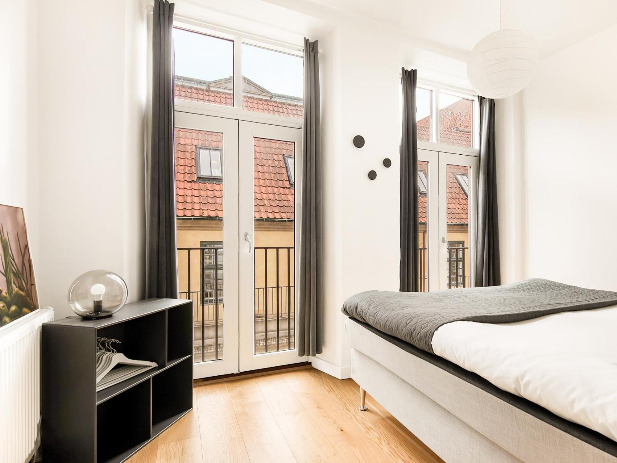 Sanders Leaves - Pleasant Four-bedroom In Downtown * København