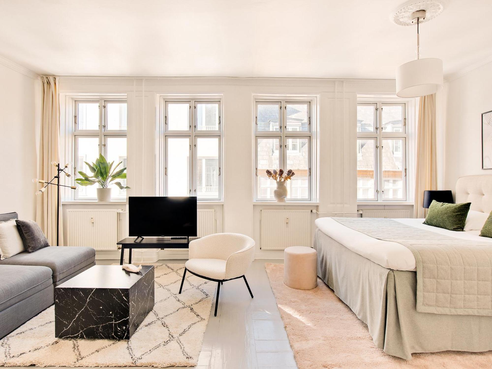 Sanders - Nimble One-bedroom In The Lovely Capital