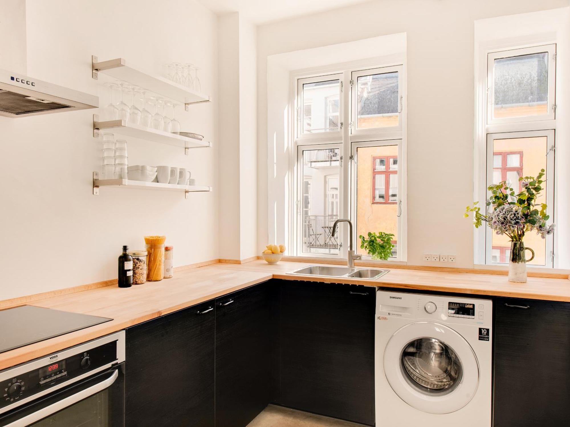 Sanders - Nimble One-bedroom In The Lovely Capital Apartment *