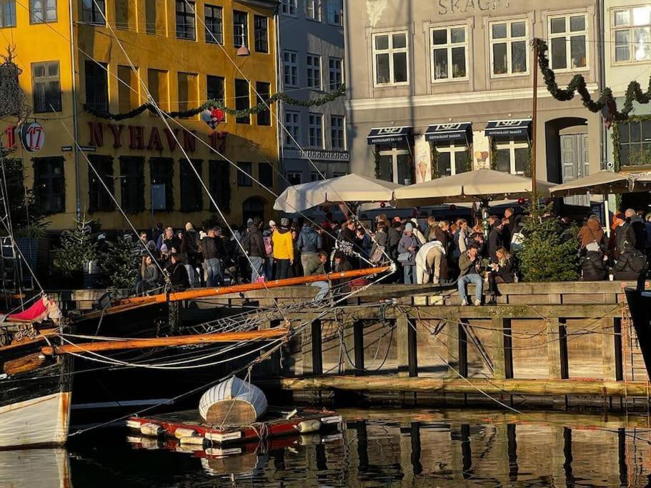 Charmerende Ved Nyhavn 1 Sal *