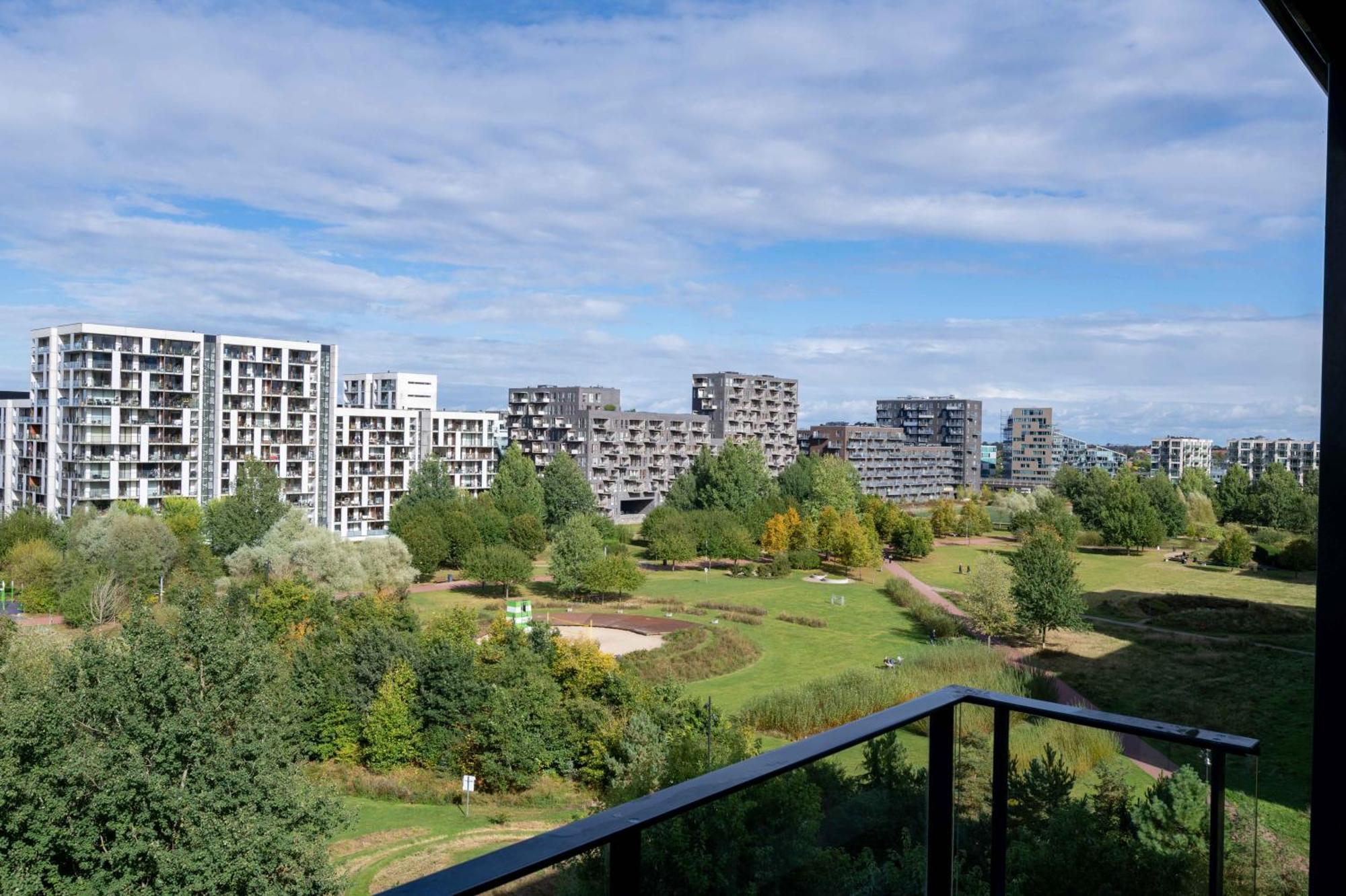 Apartamento Stylish 3Br Apartment W Two Balconies