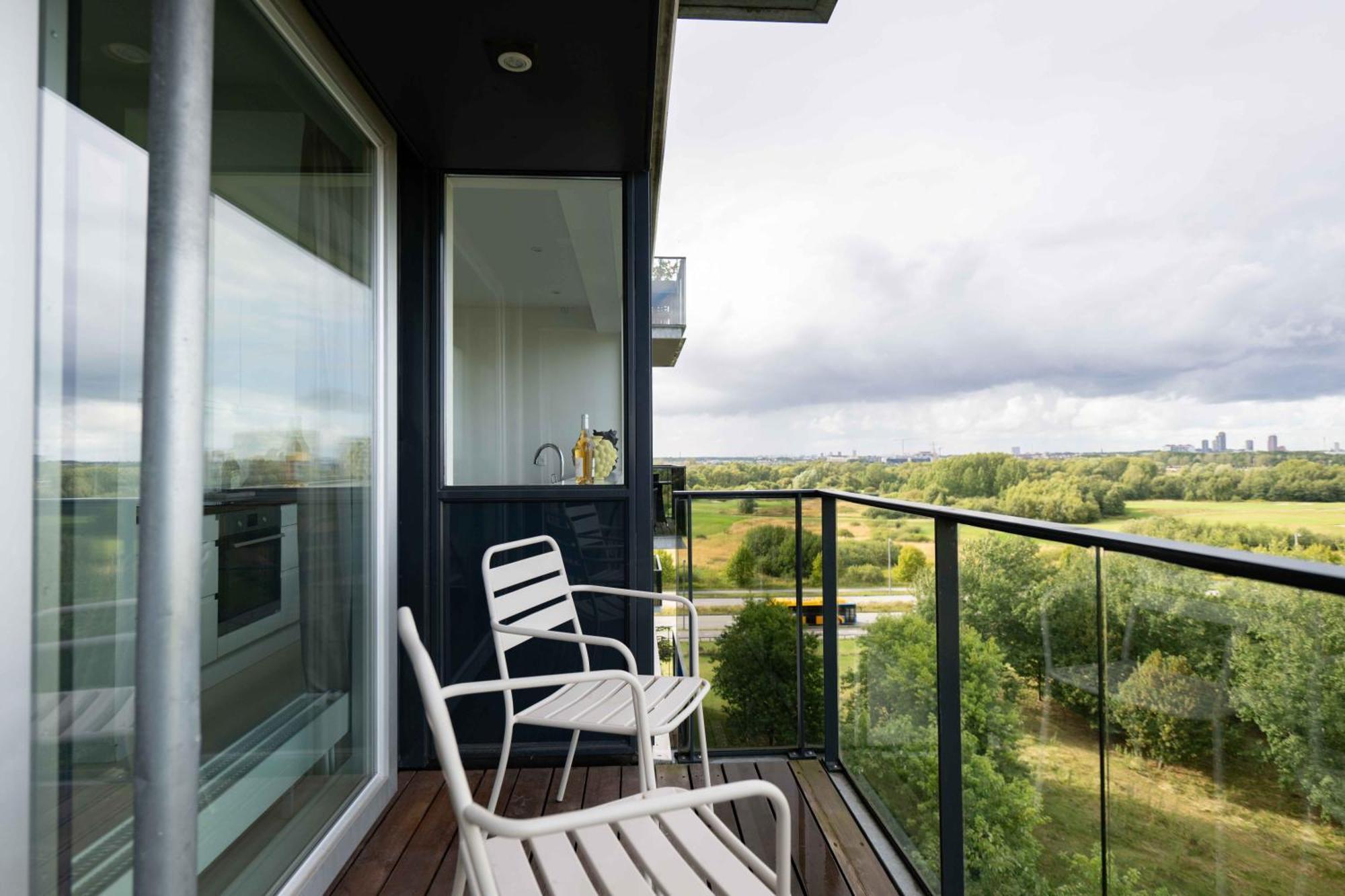 Stylish 3br Flat W Two Balconies * Copenhague