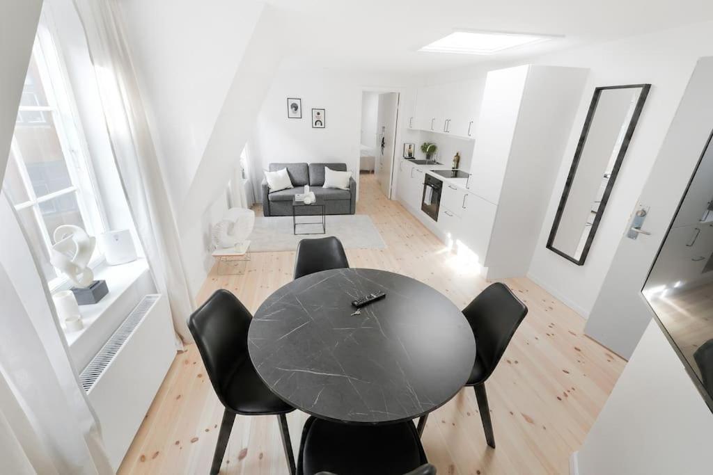 Appartement Charmerende Ved Nyhavn 3 Sal Kopenhagen