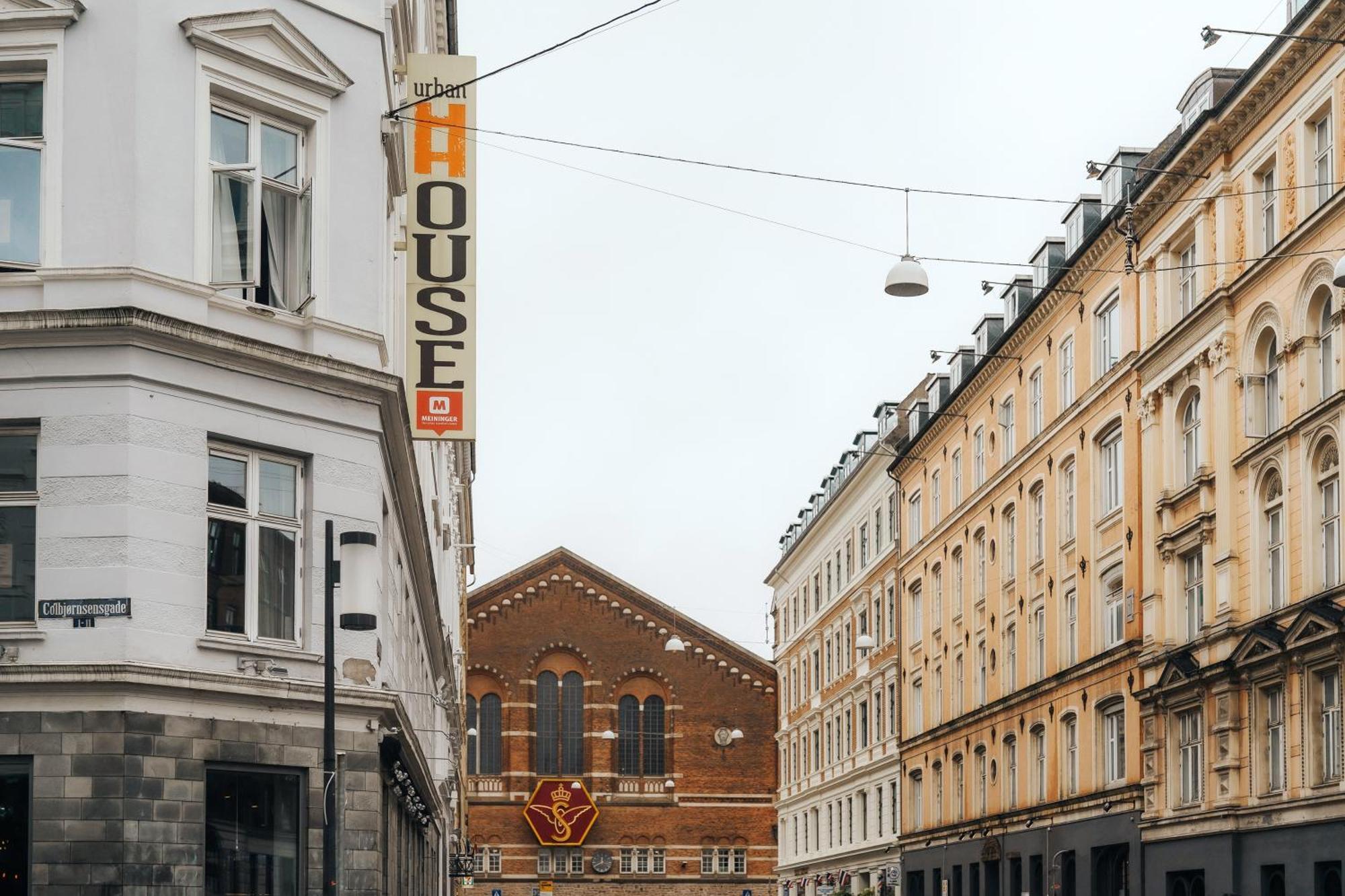 Urban House By Meininger