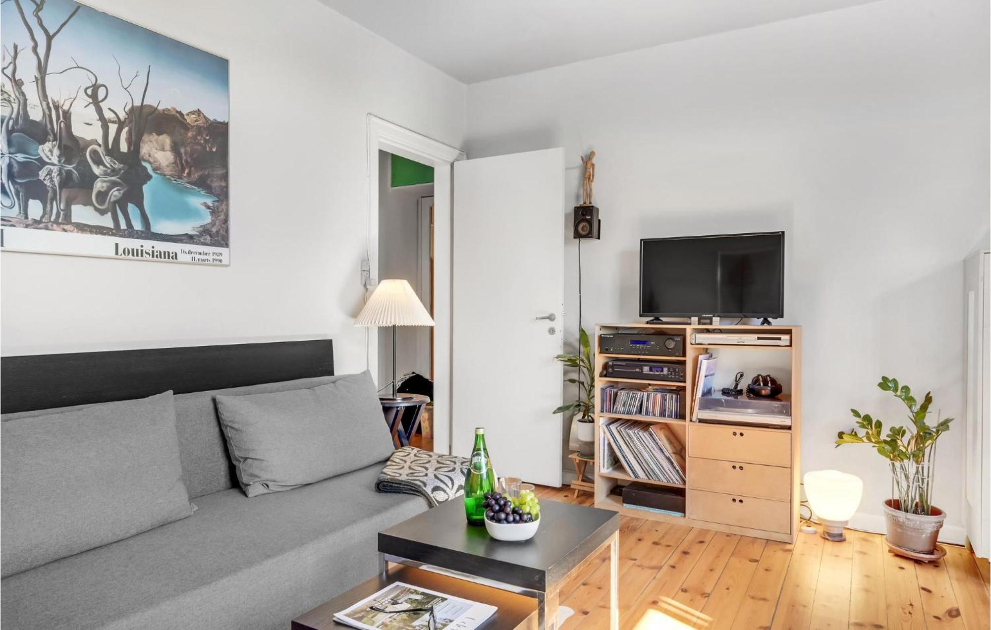 1 Bedroom Amazing In Kobenhavn Sv Apartamento *