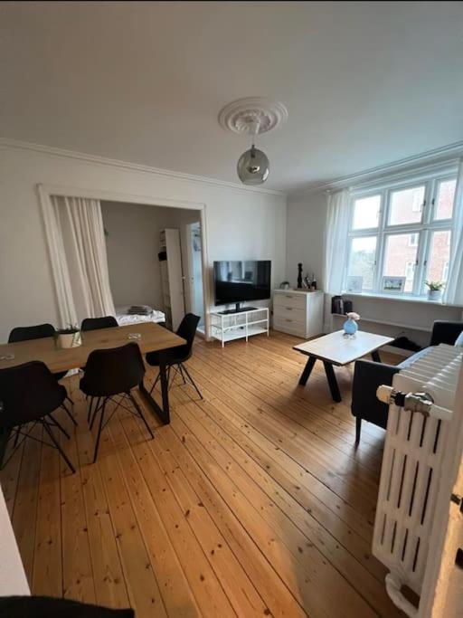 Appartement Hyggelig 1-vaerelses Lejlighed