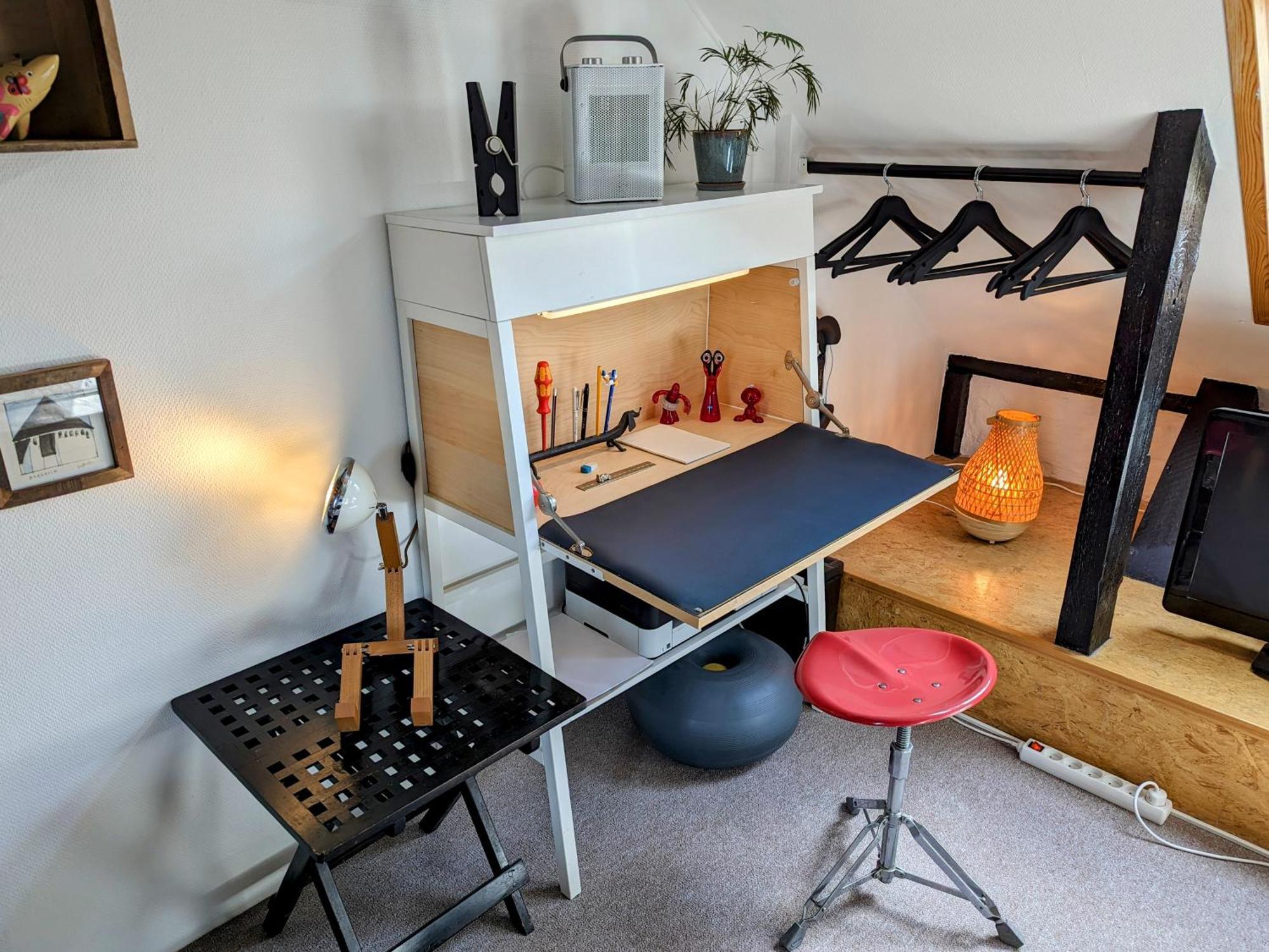 Apartment Cozy Haven - Bright Small Rooms, Easy Public Transport *