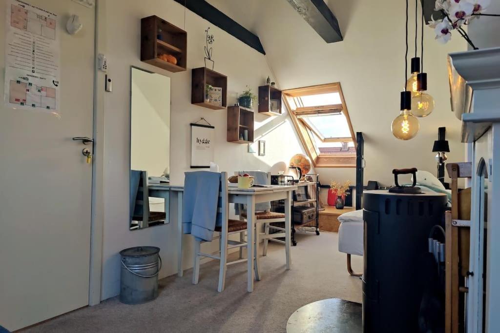 Apartment Cozy Haven - Bright Small Rooms, Easy Public Transport Copenhagen