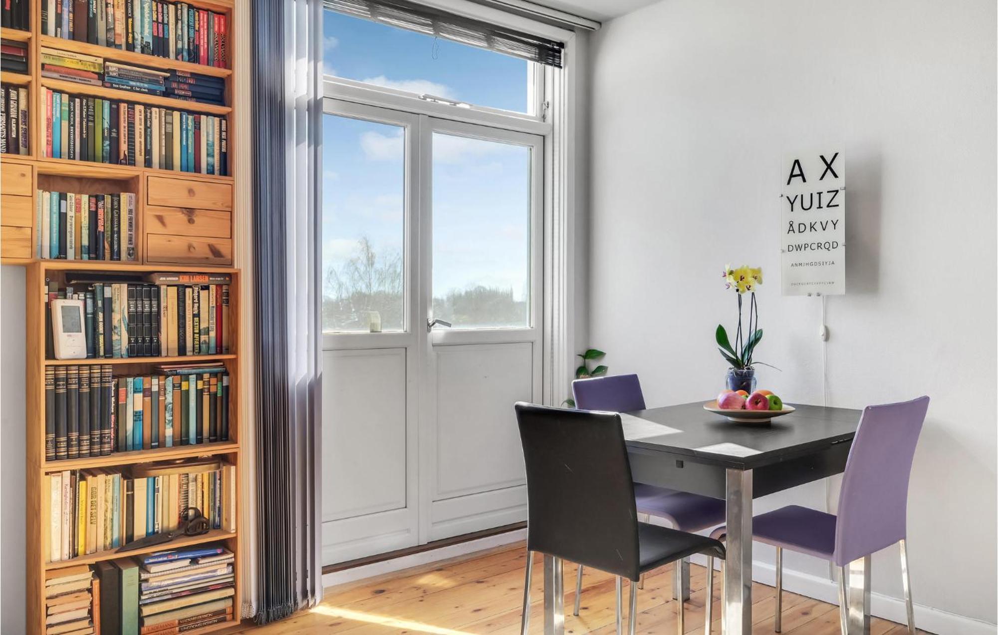 Apartamento 1 Bedroom Amazing In Kobenhavn Sv *