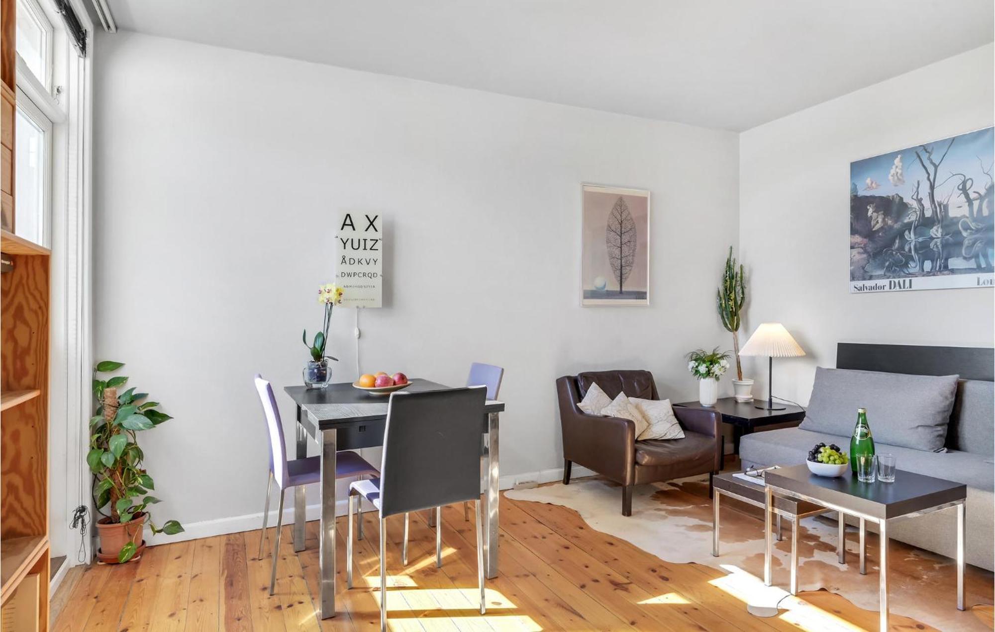 1 Bedroom Amazing In Kobenhavn Sv Apartamento *