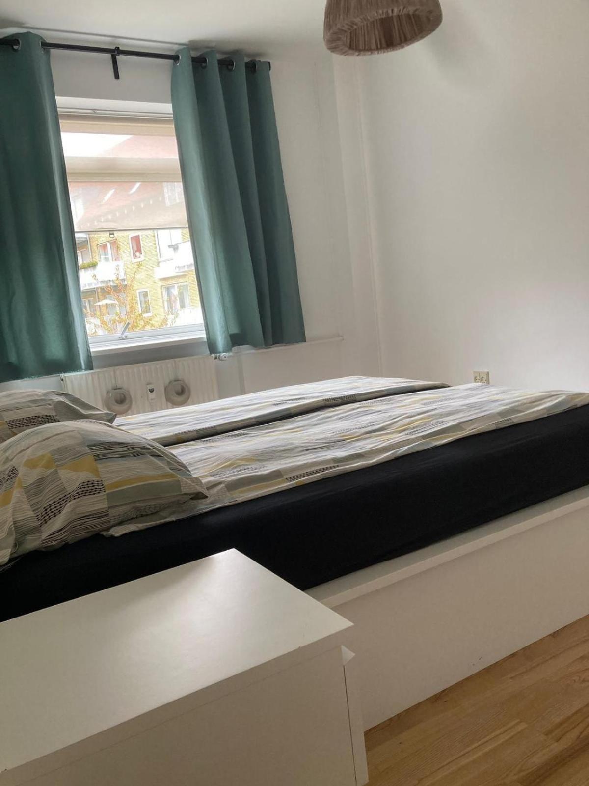 2 Bedrooms *