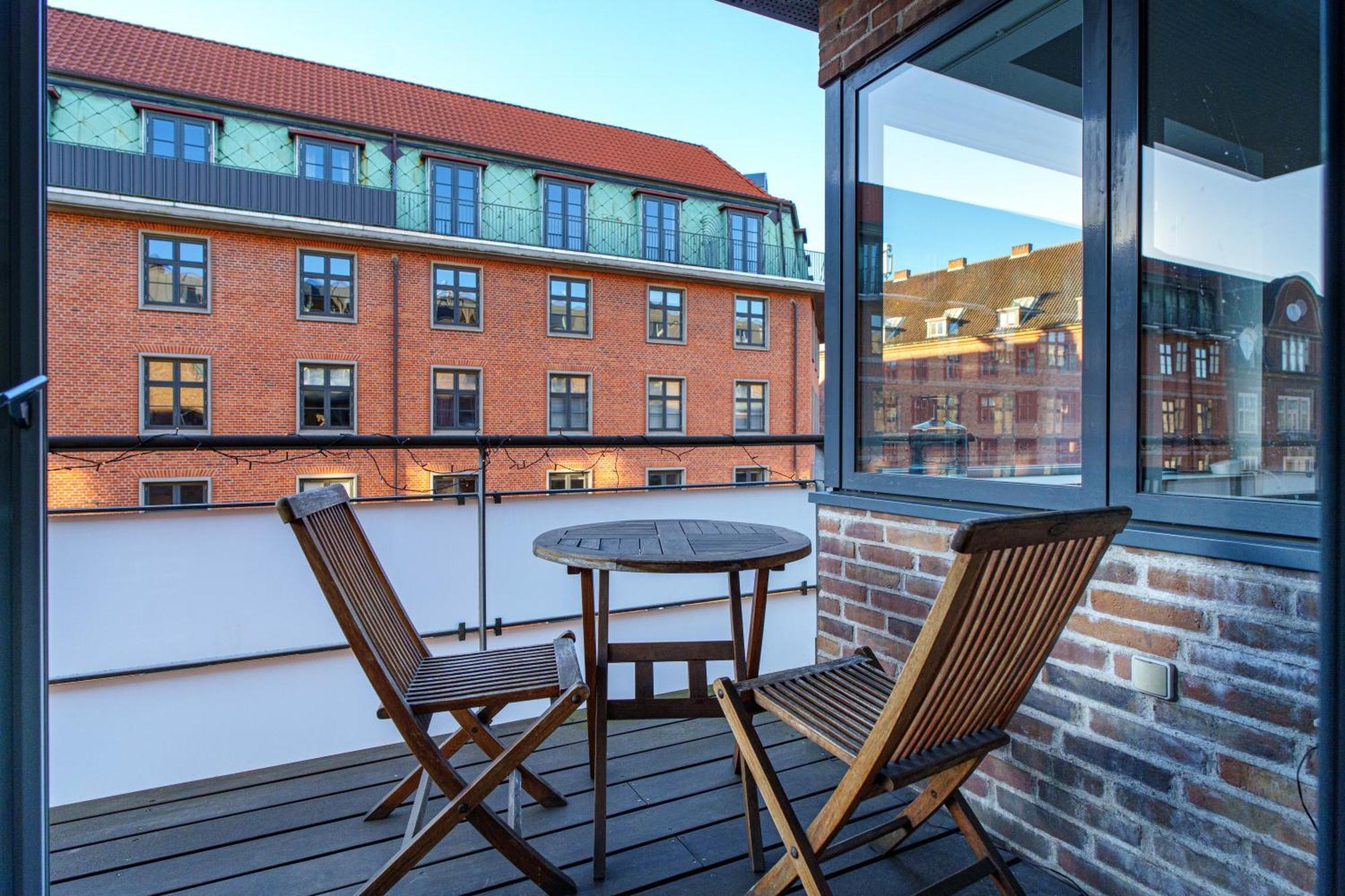 Spacious & Comfortable Near Tivoli & Metro * Copenhagen